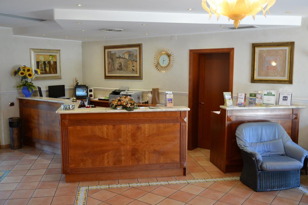 Villa Rosa Di Martinsicuro Villa Luigi Hotel & Restaurant Nuova Gestione מראה חיצוני תמונה