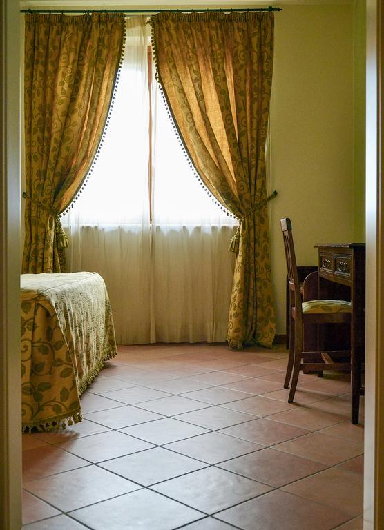 Villa Rosa Di Martinsicuro Villa Luigi Hotel & Restaurant Nuova Gestione חדר תמונה