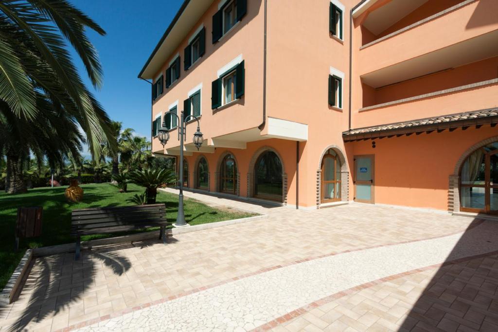Villa Rosa Di Martinsicuro Villa Luigi Hotel & Restaurant Nuova Gestione מראה חיצוני תמונה