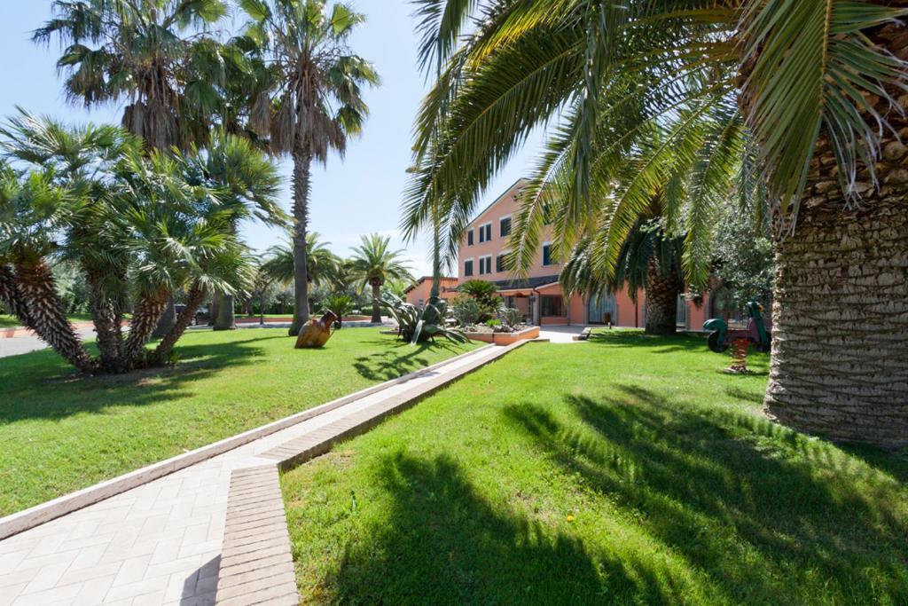 Villa Rosa Di Martinsicuro Villa Luigi Hotel & Restaurant Nuova Gestione מראה חיצוני תמונה