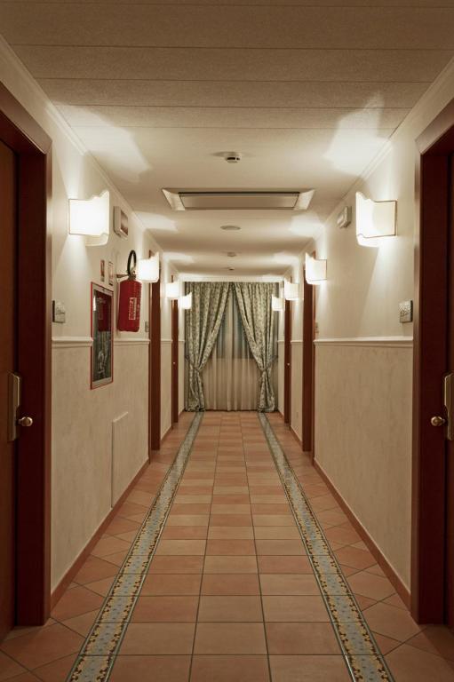 Villa Rosa Di Martinsicuro Villa Luigi Hotel & Restaurant Nuova Gestione מראה חיצוני תמונה