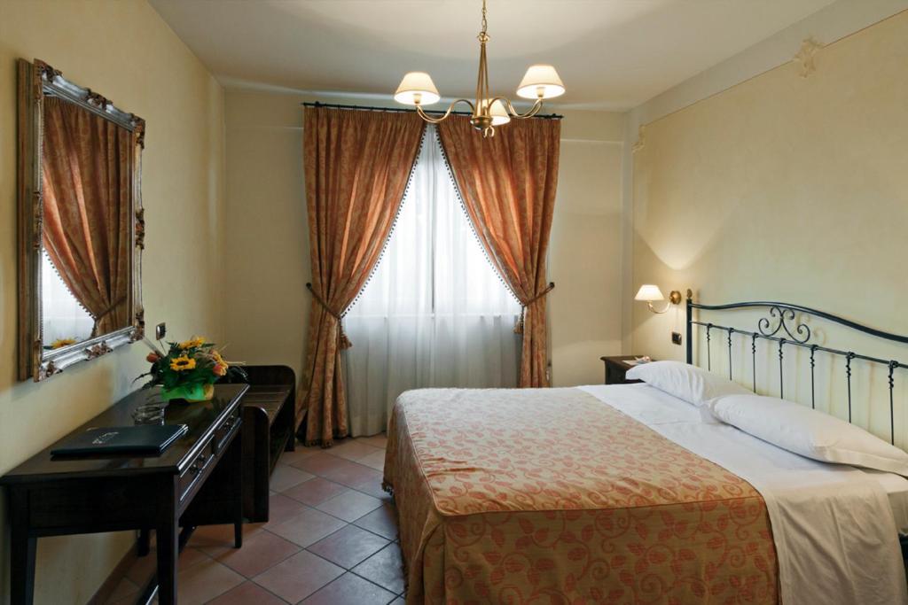 Villa Rosa Di Martinsicuro Villa Luigi Hotel & Restaurant Nuova Gestione חדר תמונה
