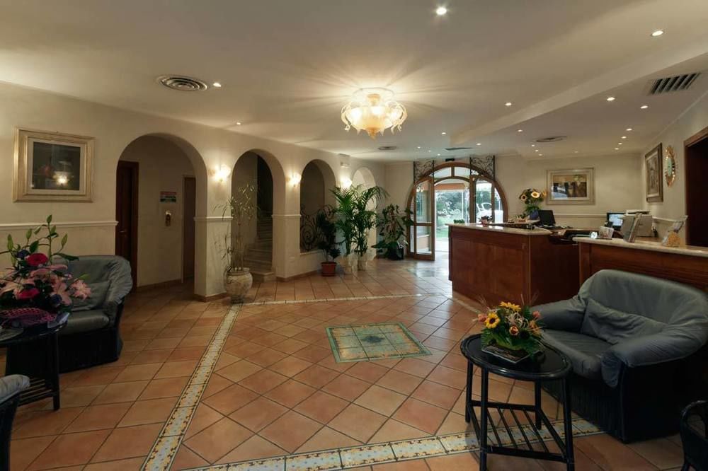 Villa Rosa Di Martinsicuro Villa Luigi Hotel & Restaurant Nuova Gestione מראה חיצוני תמונה